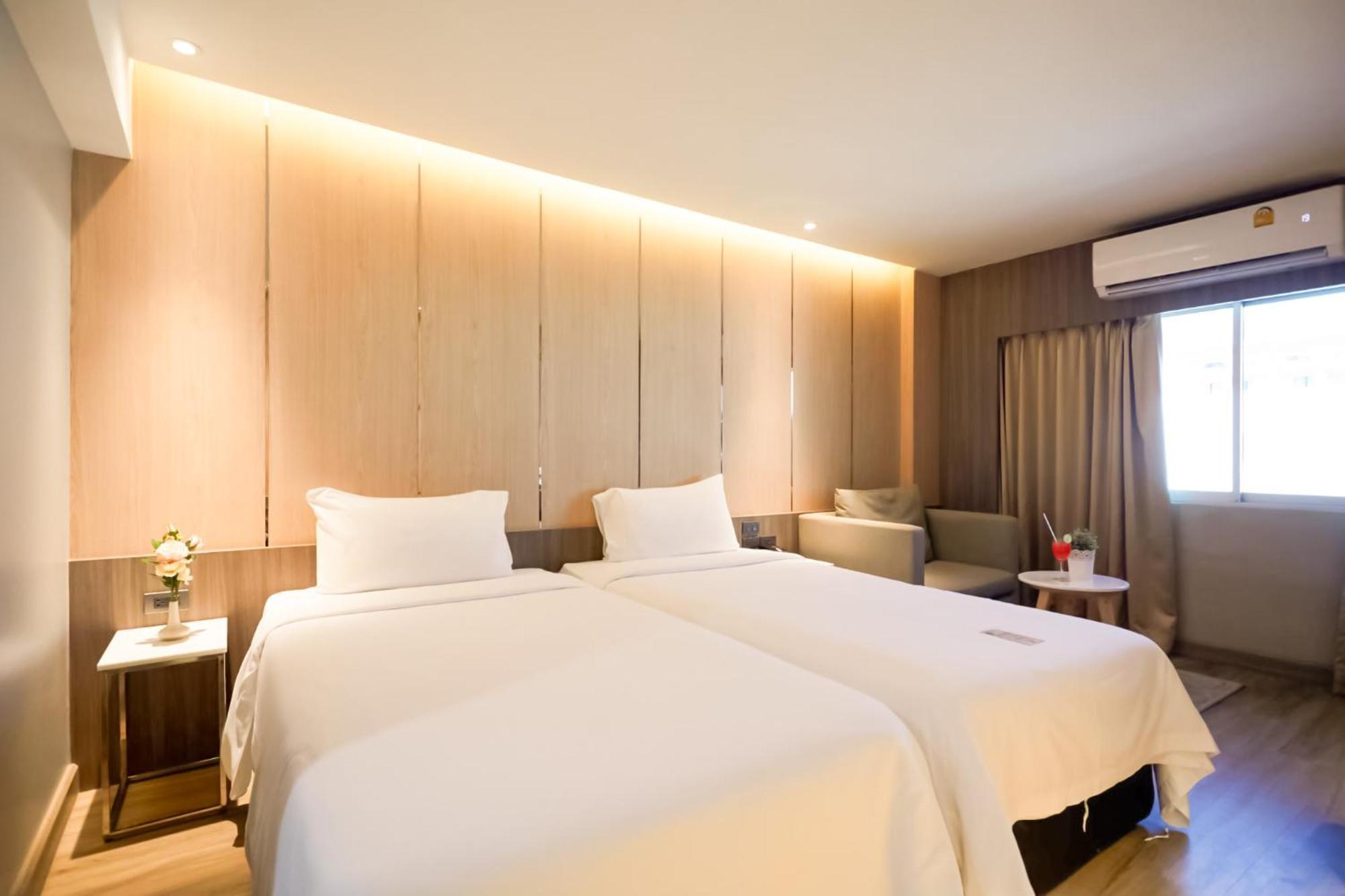 Golden City Rayong Hotel Exteriör bild