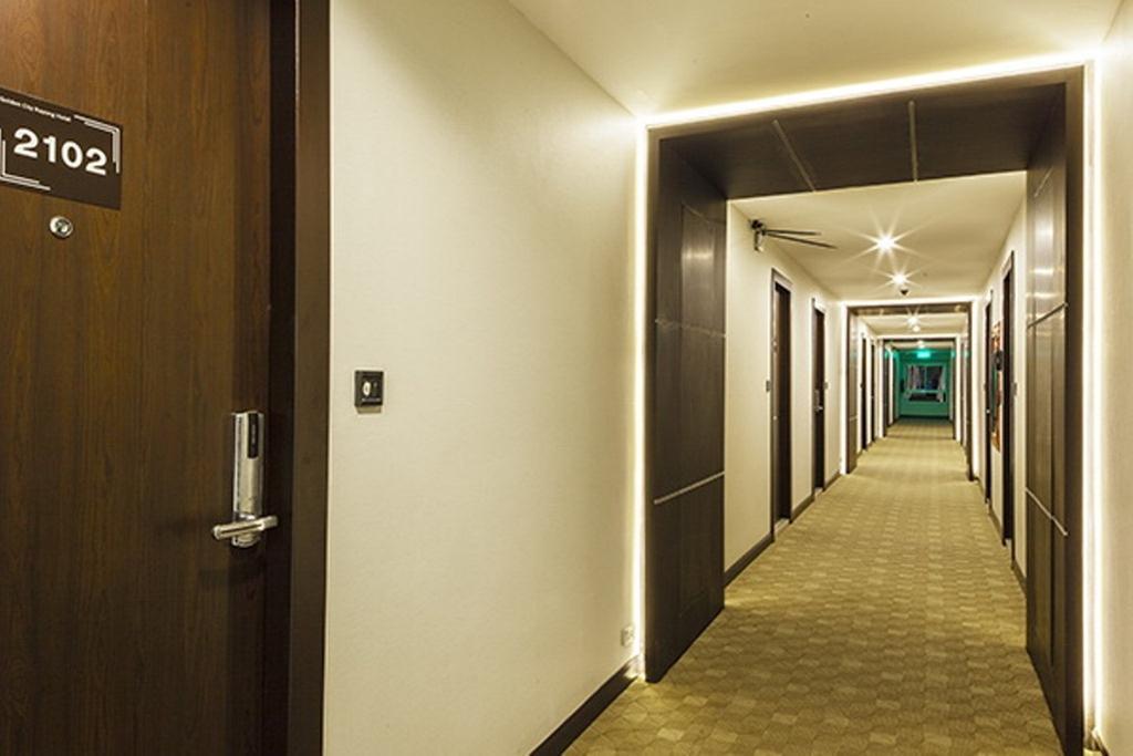 Golden City Rayong Hotel Exteriör bild